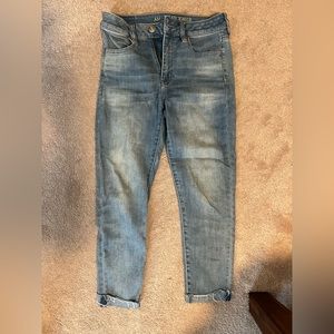 American Eagle High Rise Jegging Crop Short